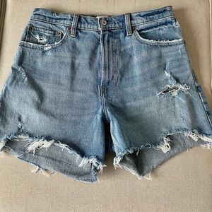 Abercrombie & Fitch Curve Love Midi Short